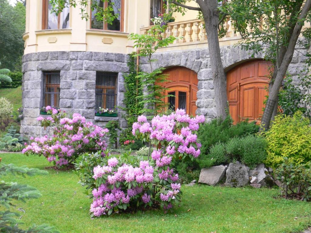 Hotel Villa Romantica Шклярська Поремба Екстер'єр фото