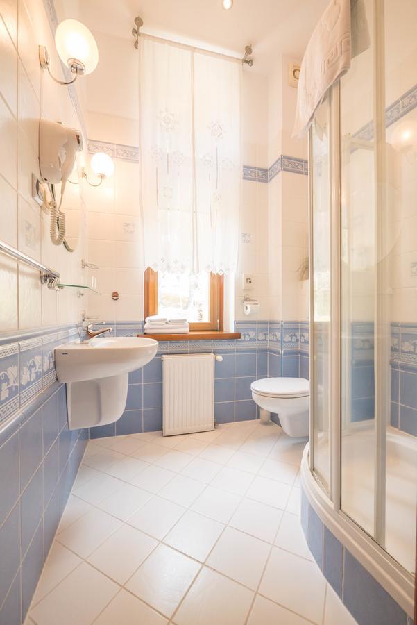Hotel Villa Romantica Шклярська Поремба Екстер'єр фото
