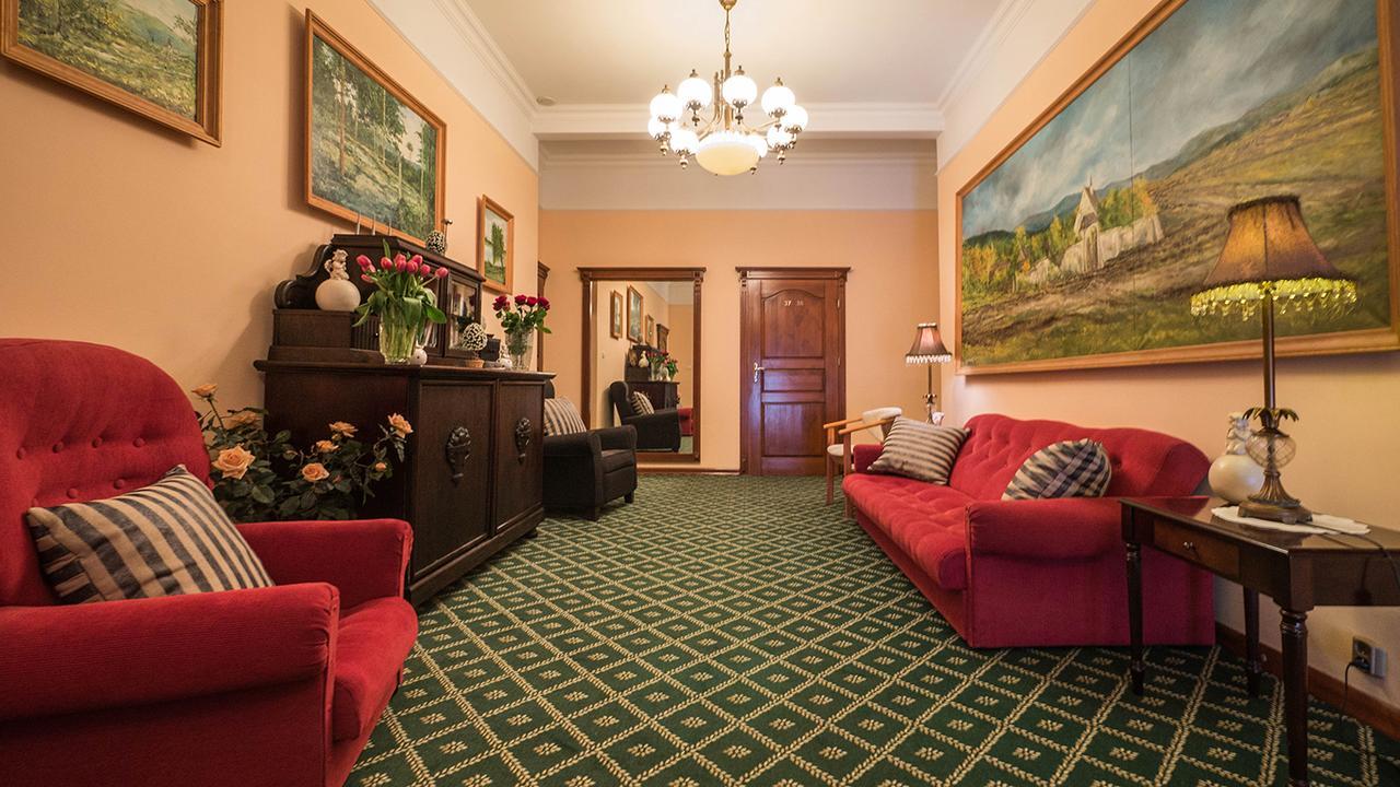 Hotel Villa Romantica Шклярська Поремба Екстер'єр фото